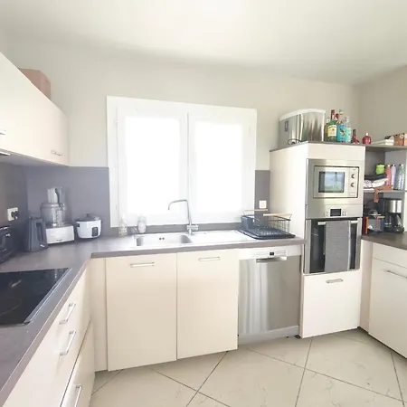 Spacious Near The Airport Of Ajaccio